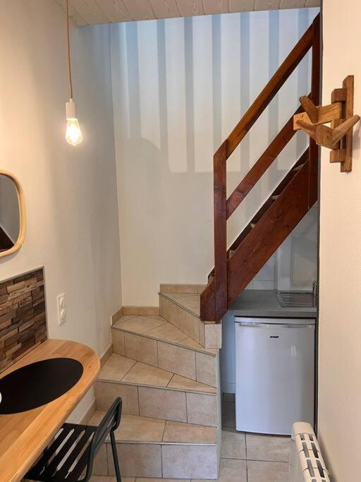 Studio Duplex Hypercentre Au Calme Avec Parking Fontainebleau Buitenkant foto